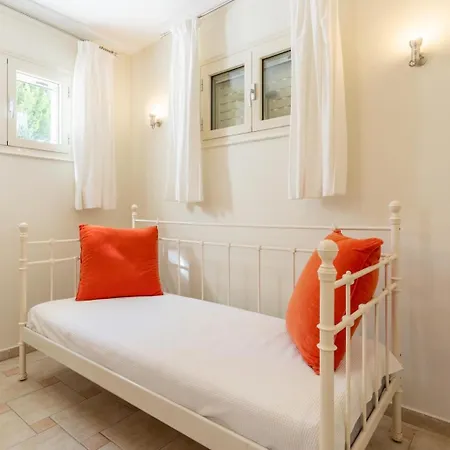 Semeli Villa Kateliósz
