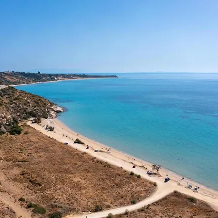 Semeli Βίλα Κατελειός