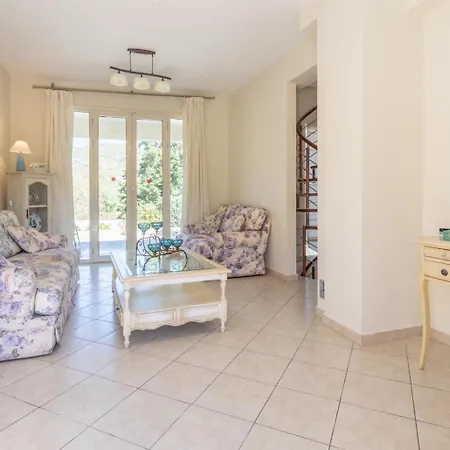 Semeli Κατελειός