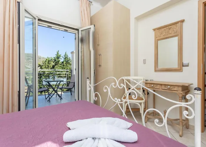 Villa Semeli *